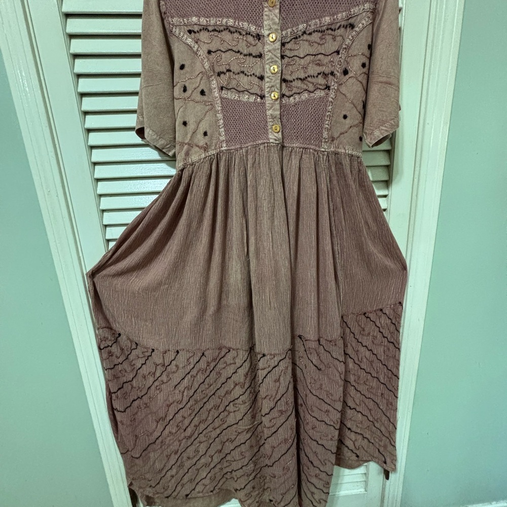 Boho Style Dress, Size L, Long Midi, Short Sleeves